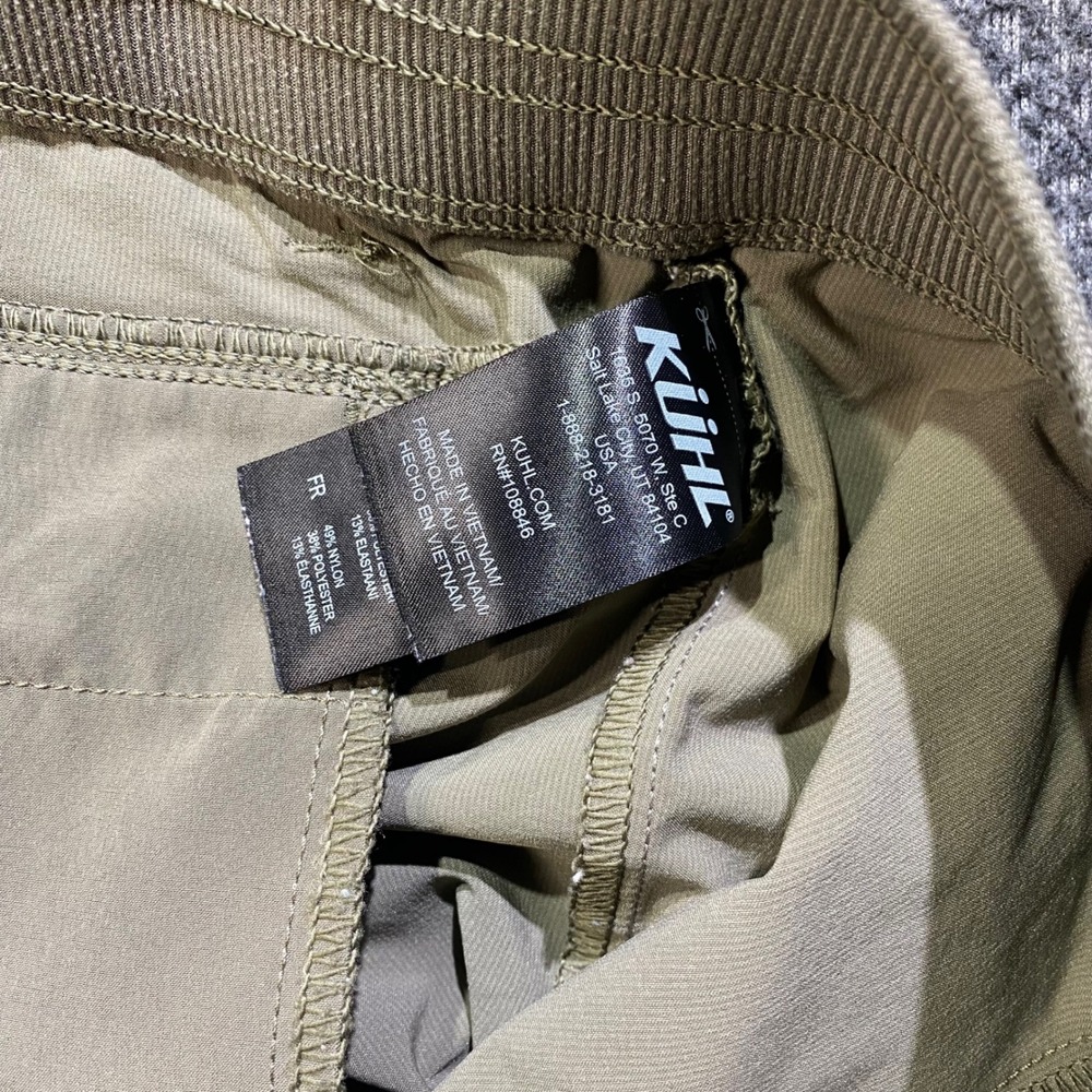 Kuhl Navigatr Shorts Mens 38 Khaki Tan Stretch Hiking Travel Outdoor Cargo Gorp - Picture 3 of 12